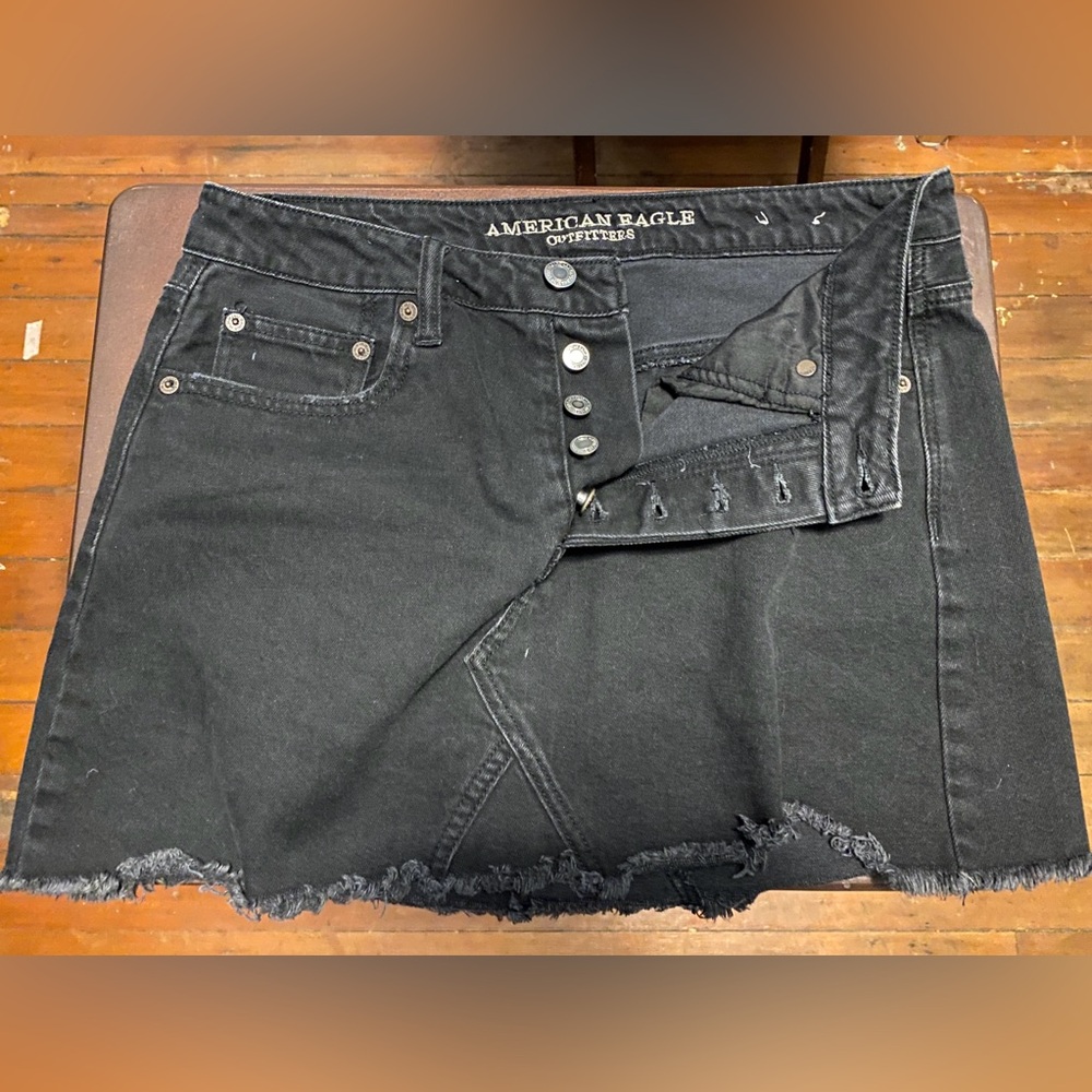 American Eagle Black Button Fly Skirt